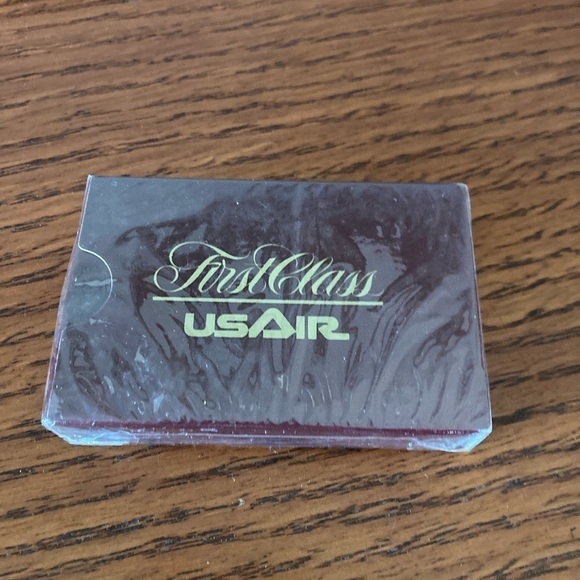 Sealed First Class USAir  Playing Cards NEW Vintage - Picture 2 of 3